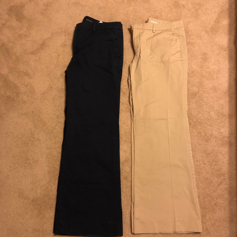 2 pairs GAP perfect khakis